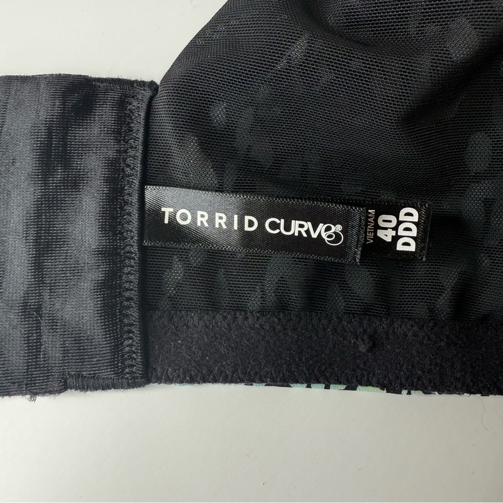 Torrid XO Plunge Push-Up Bra Sweeping Leopard Animal Print Size 40 DDD - Picture 10 of 10